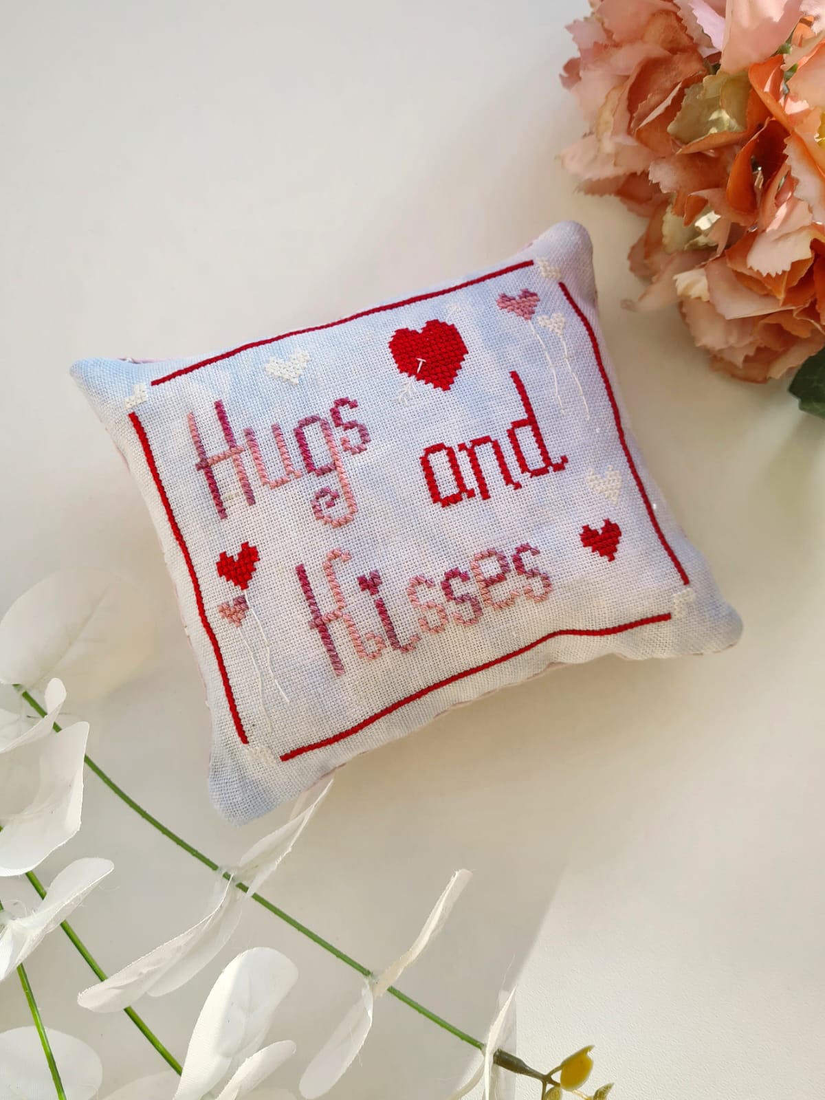 Hugs And Kisses - Cross Stitch Pattern