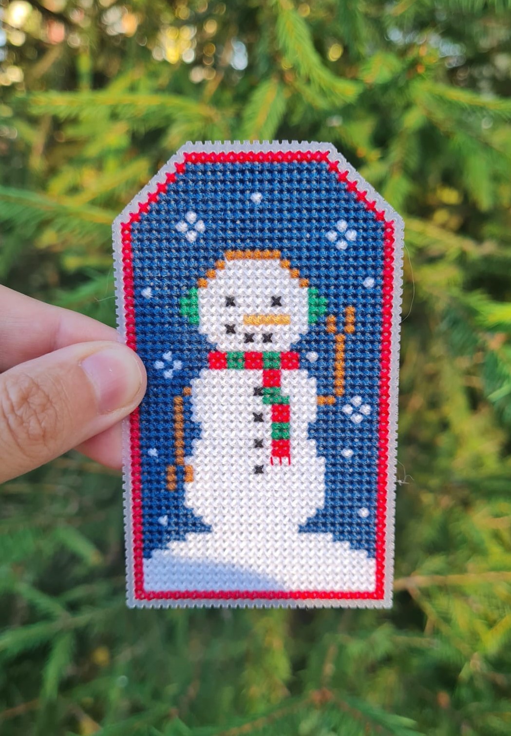 Snowman Gift Tag - Christmas Cross Stitch Pattern