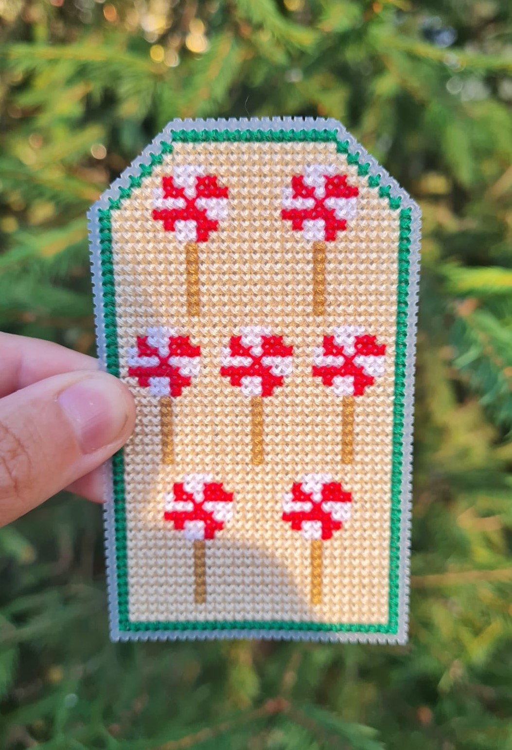 Christmas Sweets Gift Tag - Cross Stitch Pattern
