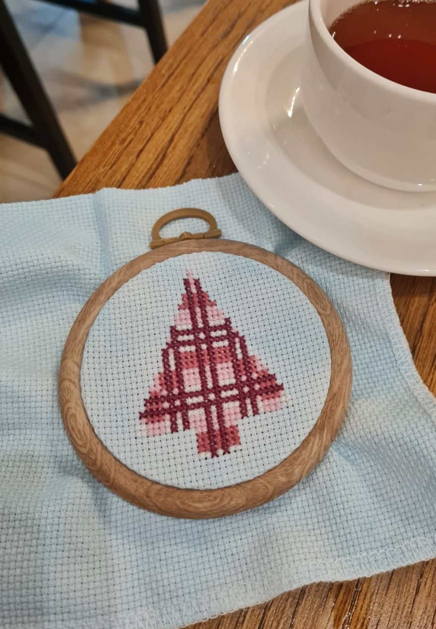 Valentine's Day Tree - Cross Stitch Pattern