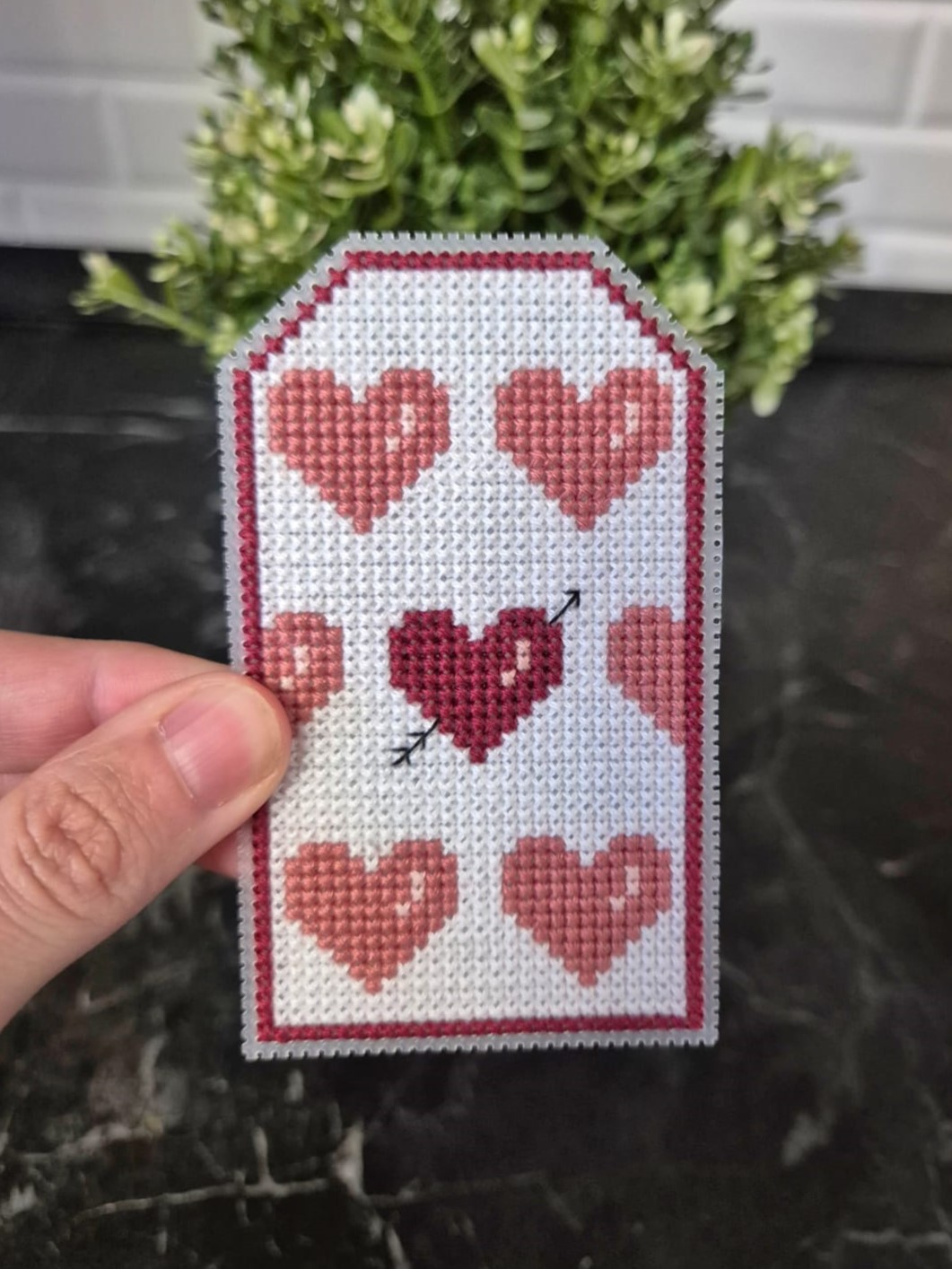 Valentine's Day Hearts Tag - Cross Stitch Pattern