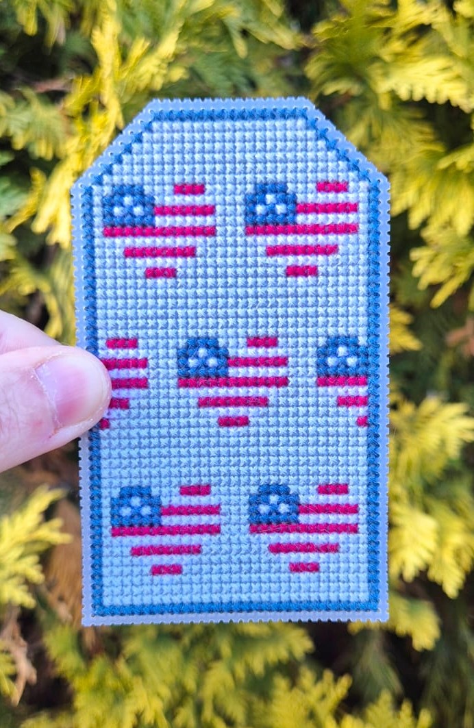 Patriotic Hearts Tag - Cross Stitch Pattern