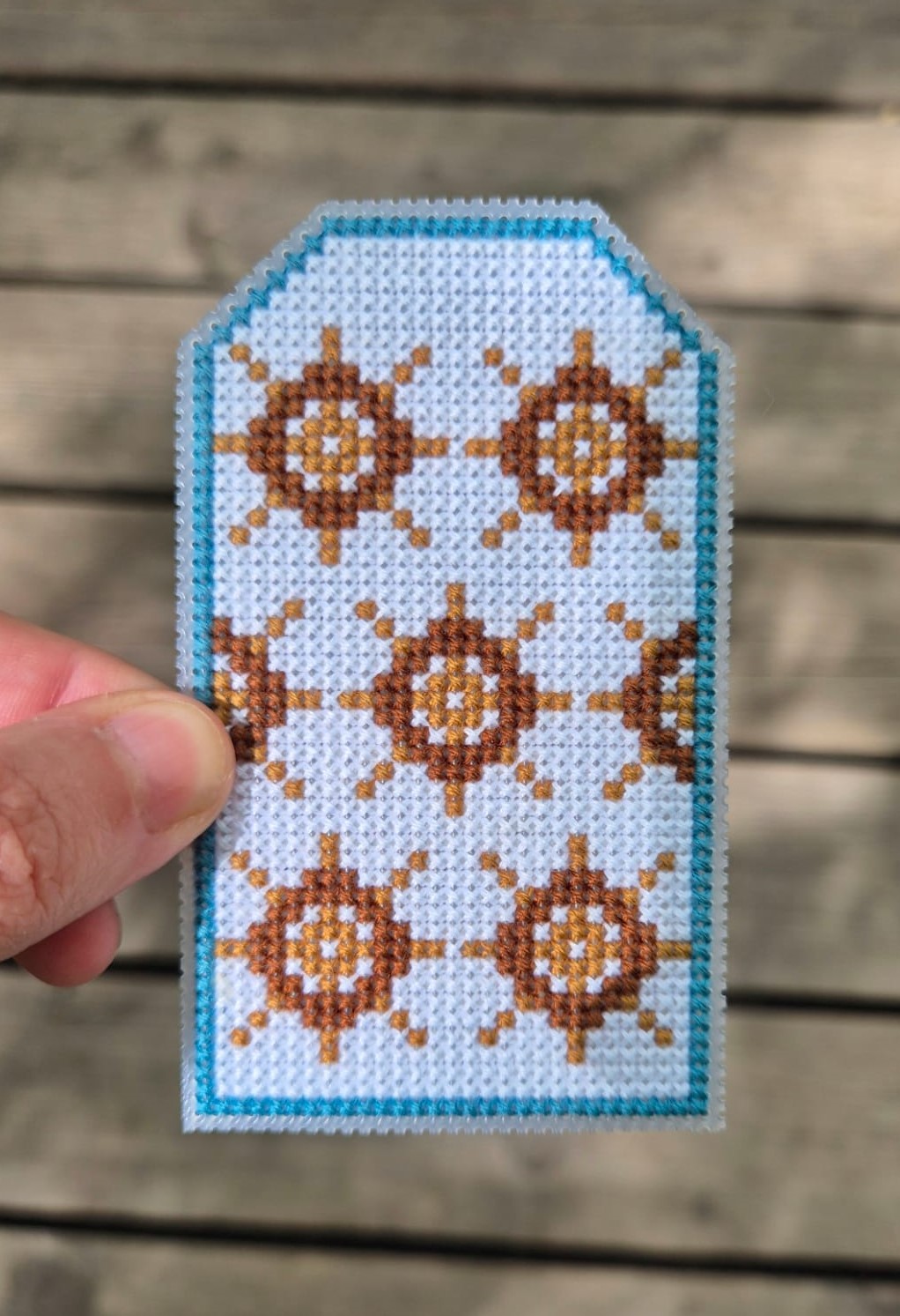 Ship's Wheel Tag - Cross Stitch Pattern