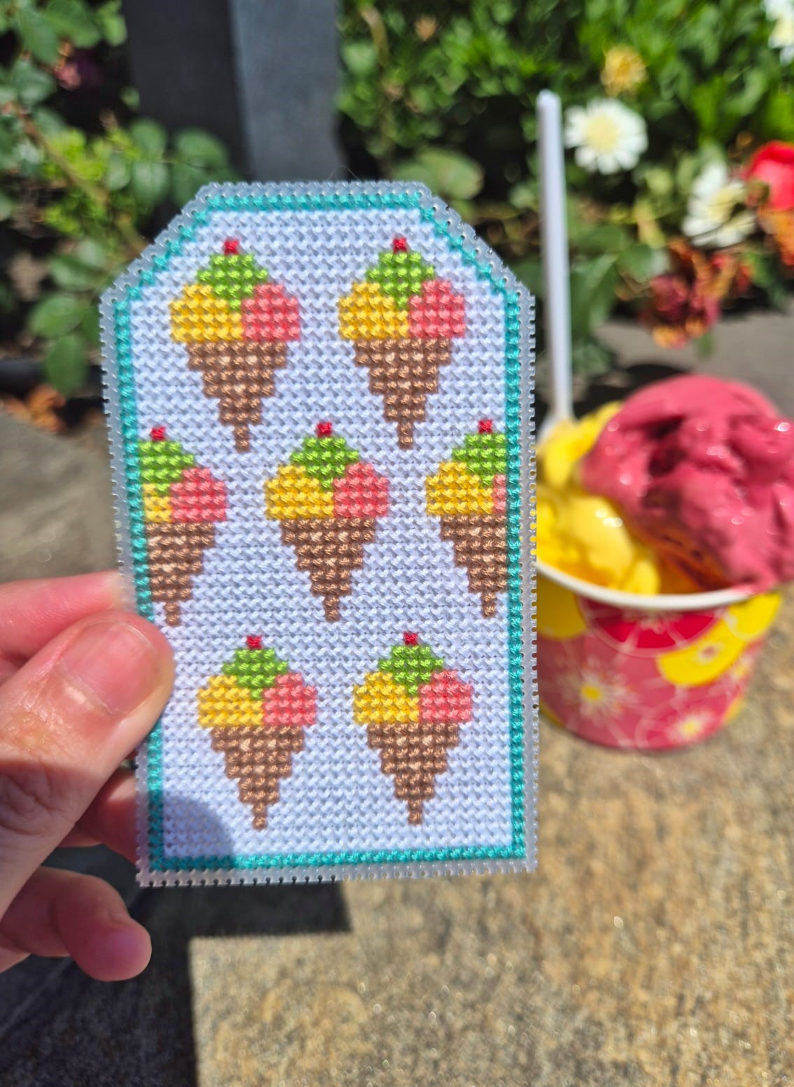 Ice Cream Tag - Cross Stitch Pattern