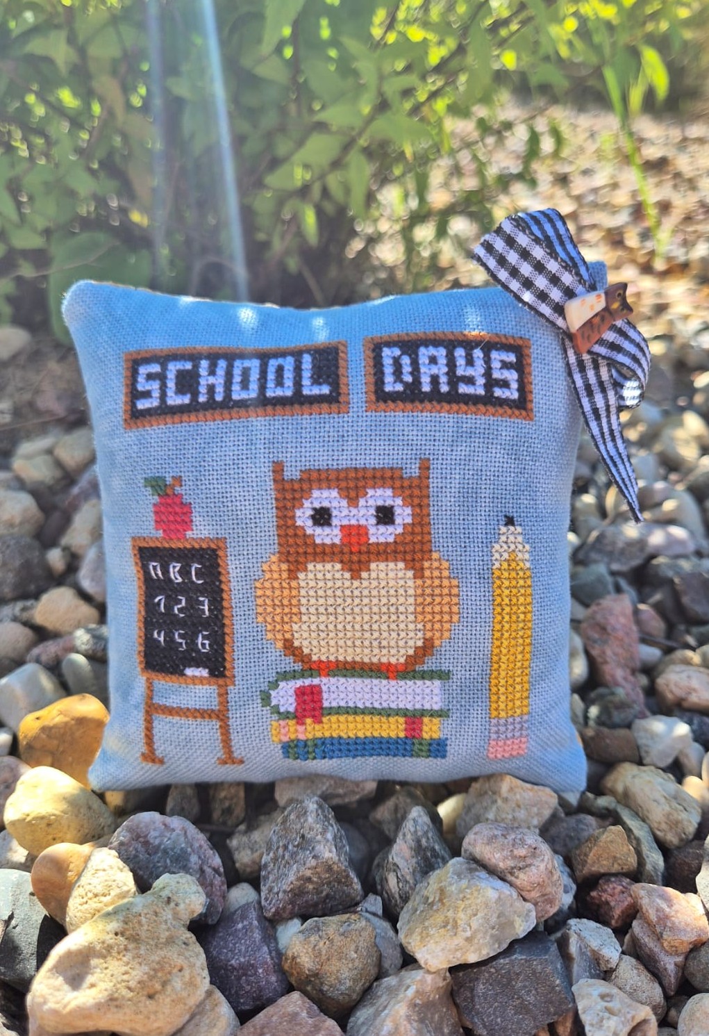 School Days - Cross Stitch Pattern, zoomed in. Select this picture to zoom back out.