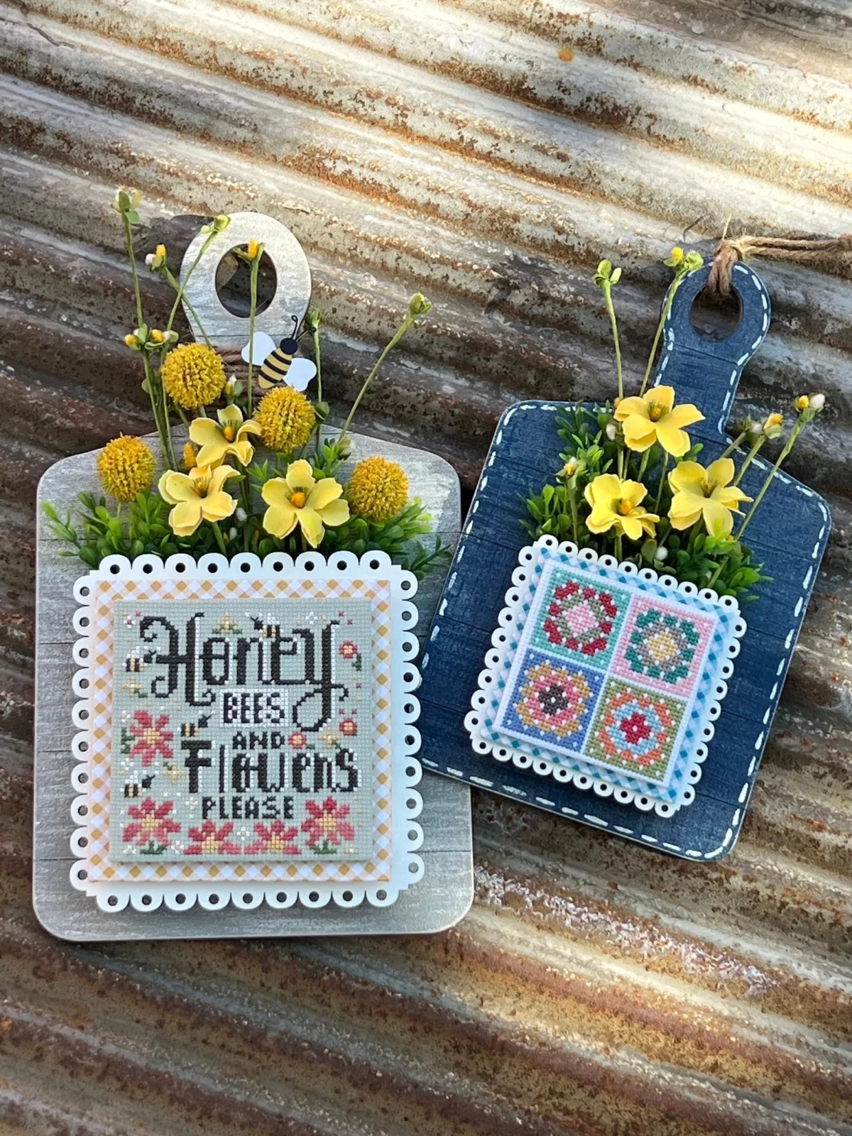 Pocket Paddle - Large - Wood Display Frame