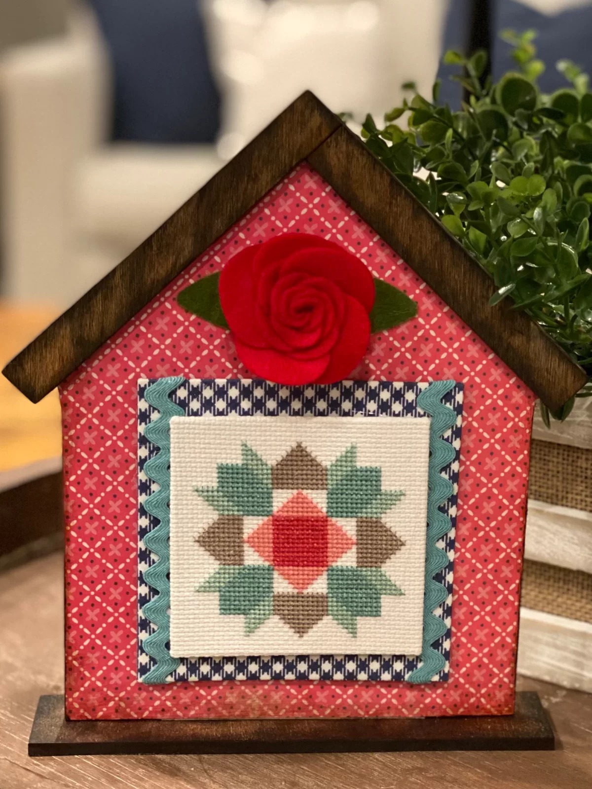 Standing House - Small - Unfinished Wood Display Frame