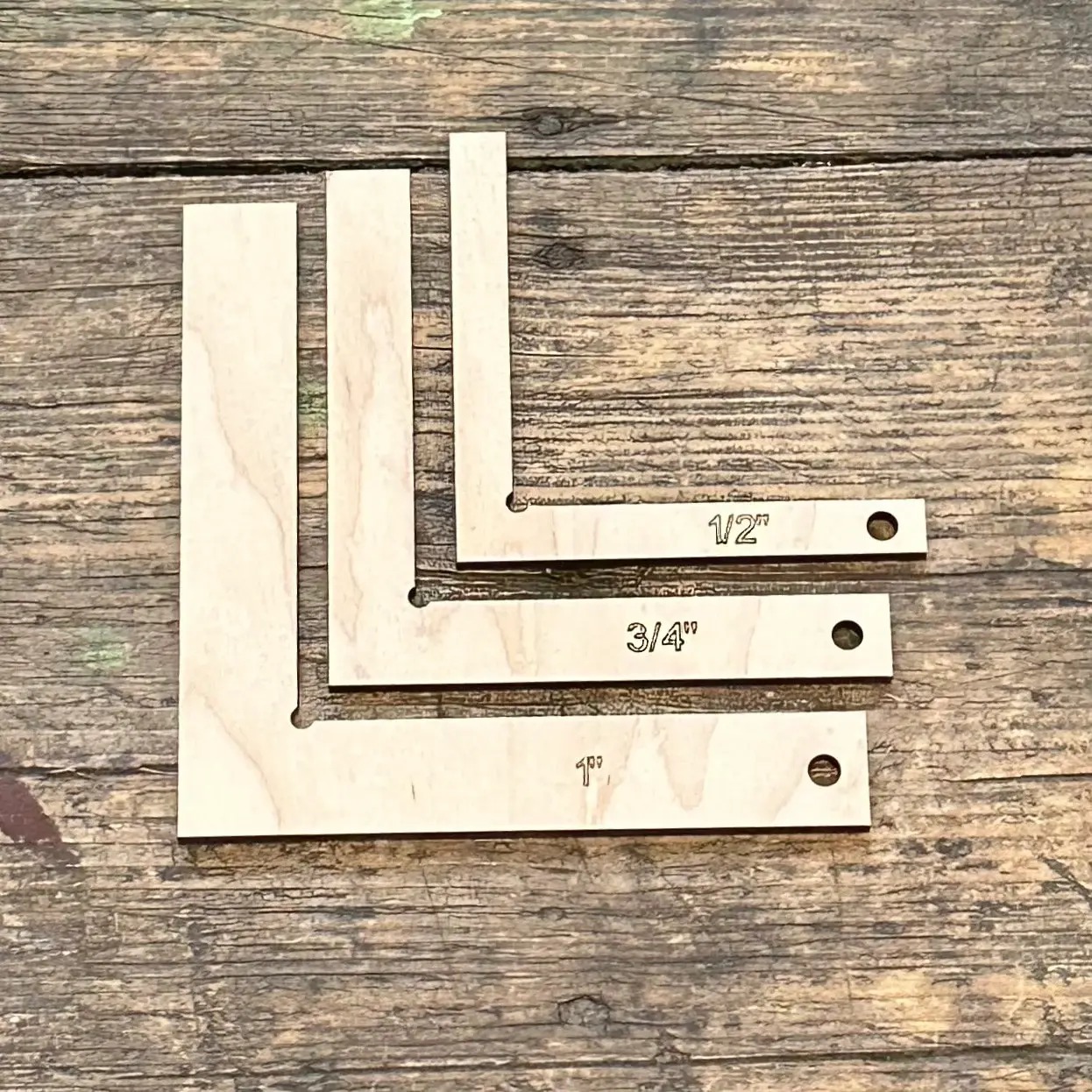 Corner Tool Measuring Set - Cross Stitch Finishing Accessory