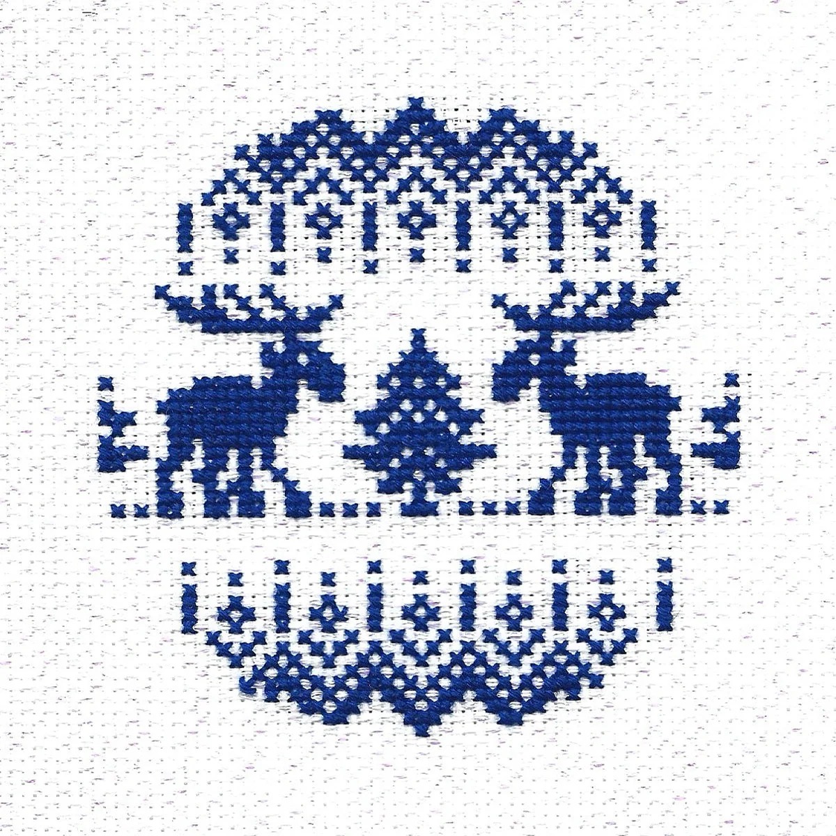 Moose - Christmas Cross Stitch Kit