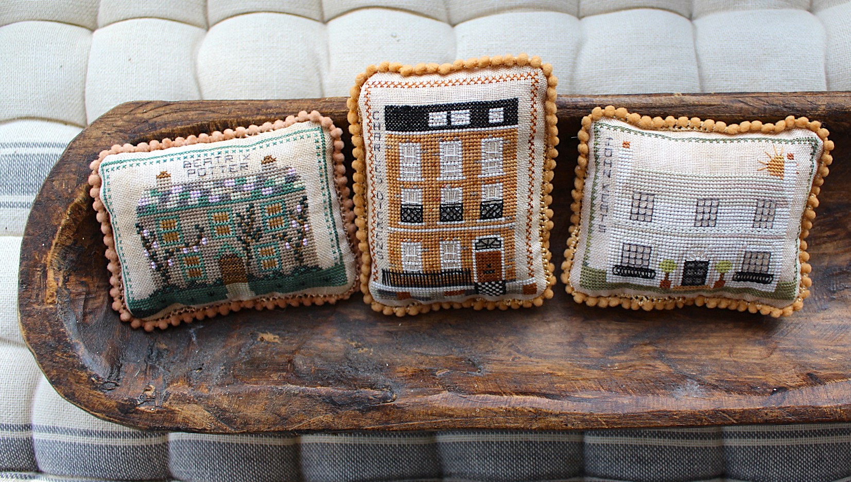 Brit Lit: Beatrix Potter, Charles Dickens - Pattern