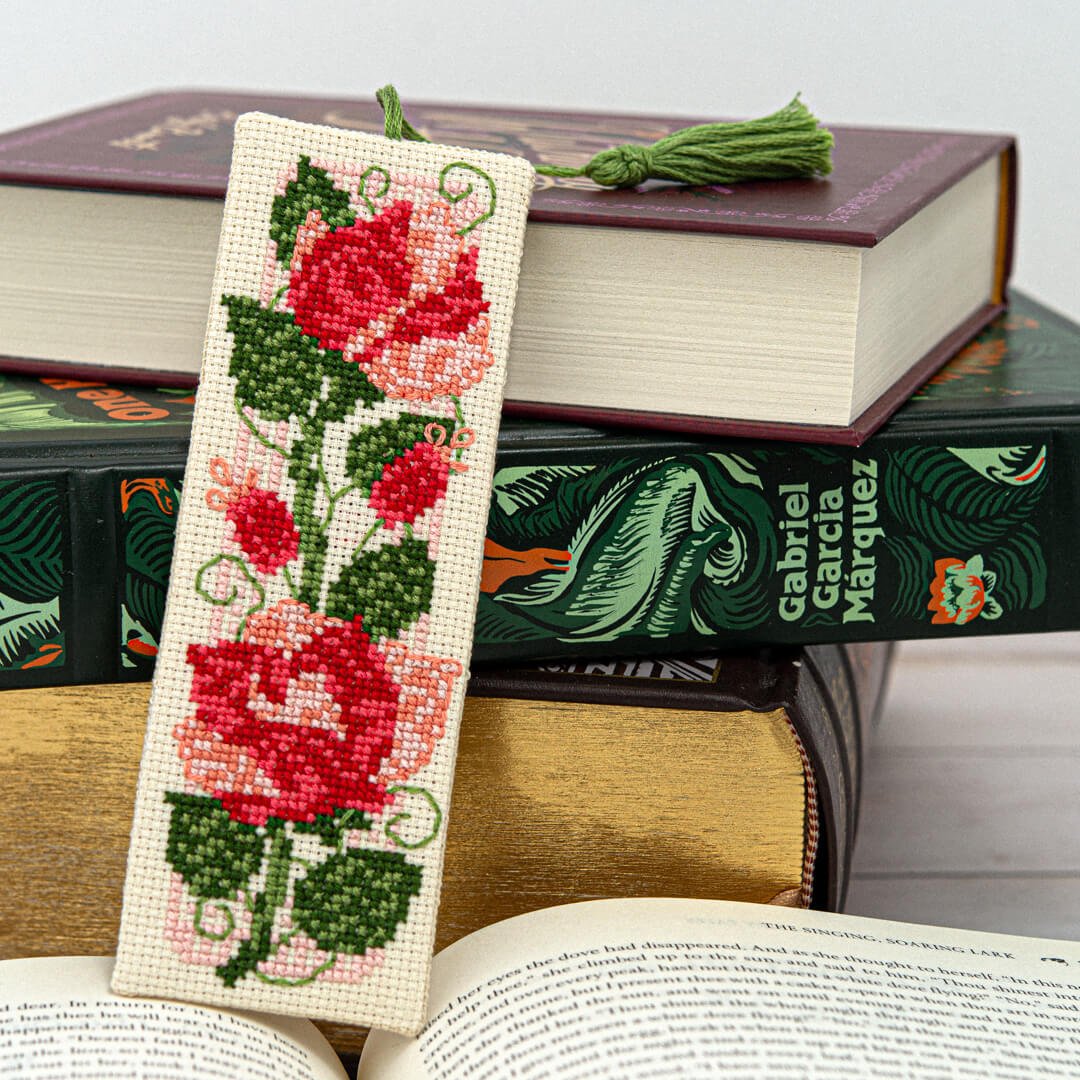 Climbing Roses Bookmark - Cross Stitch Pattern