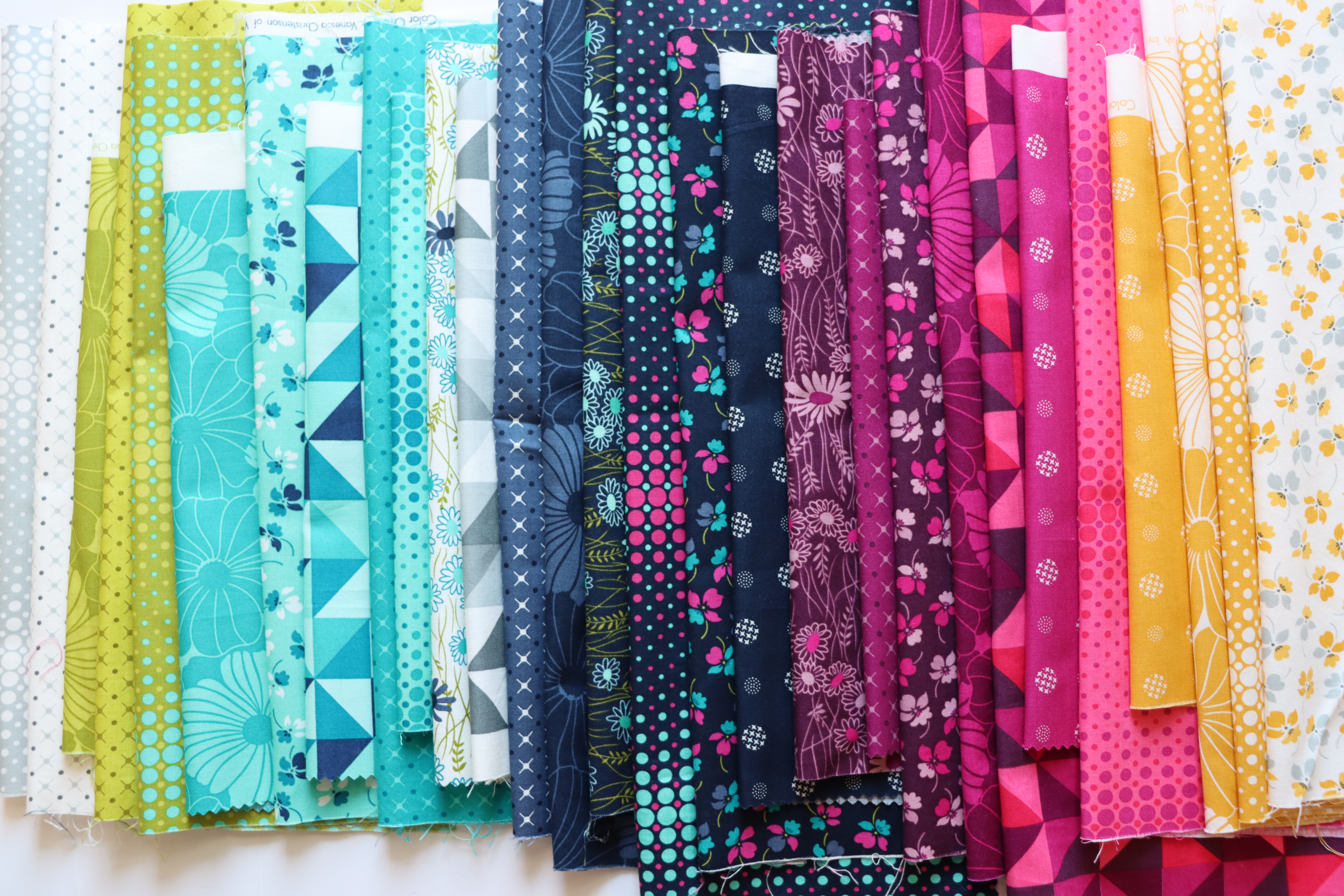 Color Crush Flower - Plum - Quilt Fabric