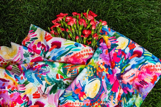Coming Up Roses Peony - Quilt Fabric