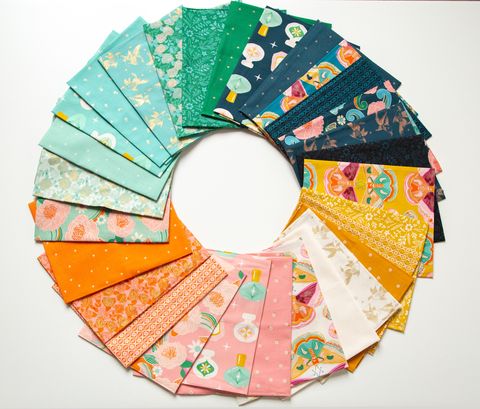 Curio Metallic Billiard - Roses Florals Flower - Fabric