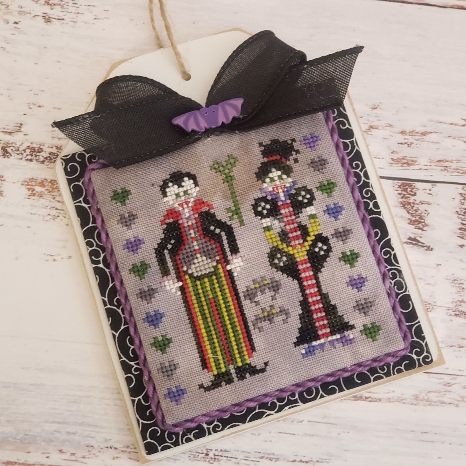 Mr. & Mrs. Dracula - Cross Stitch Pattern