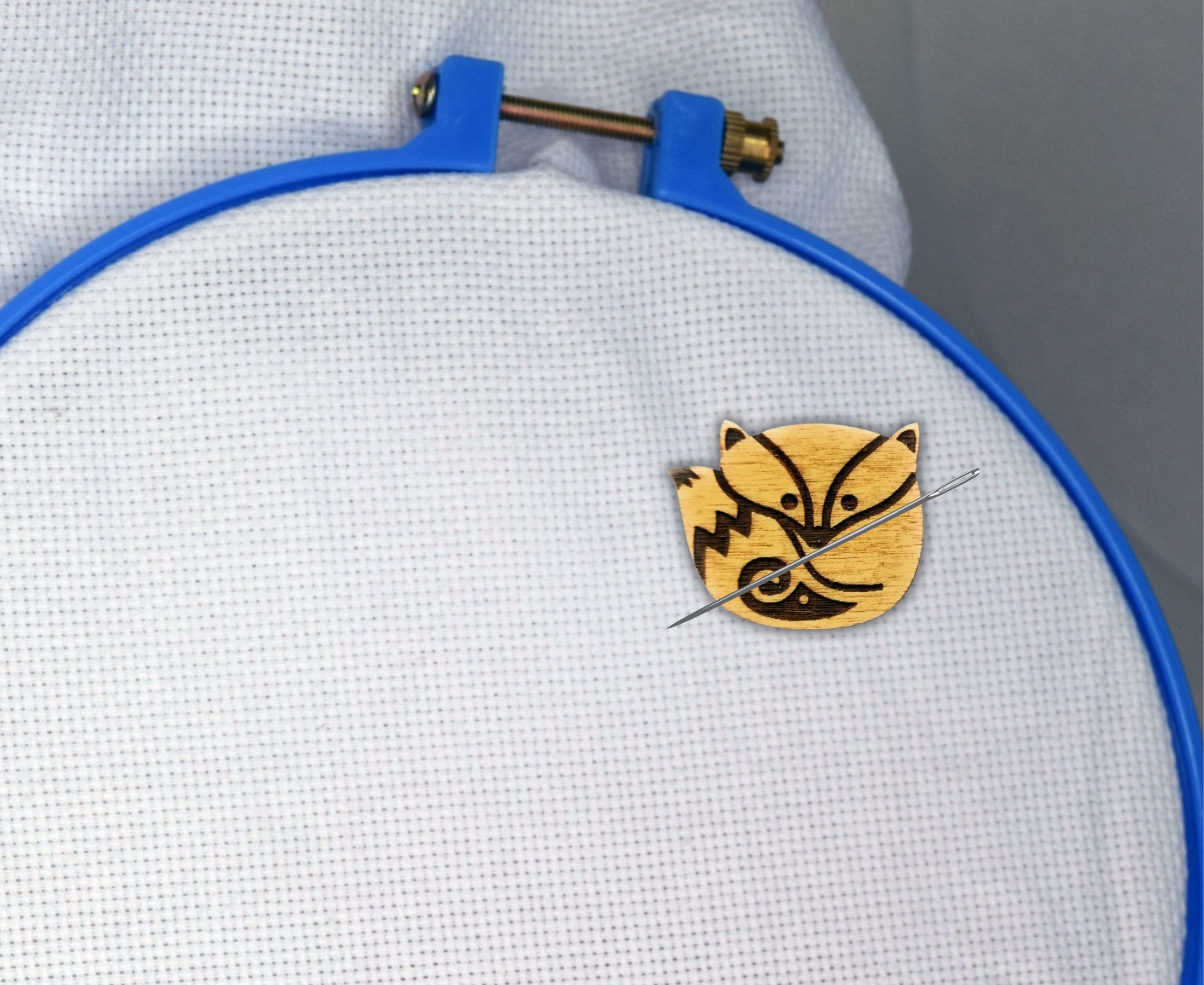 Fox - Needle Minder