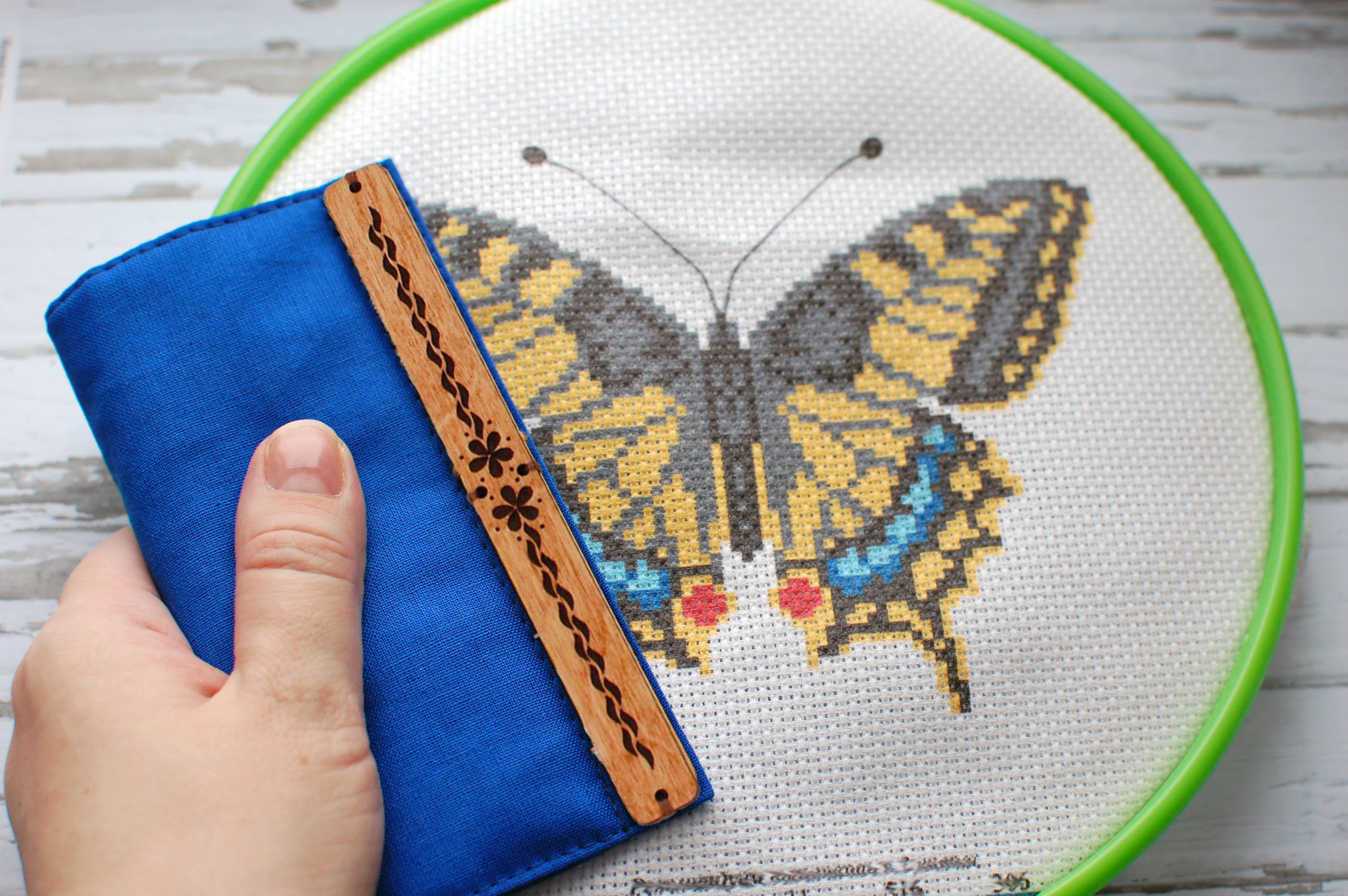 Blue - Magnetic Grime Guard & Needle Minder