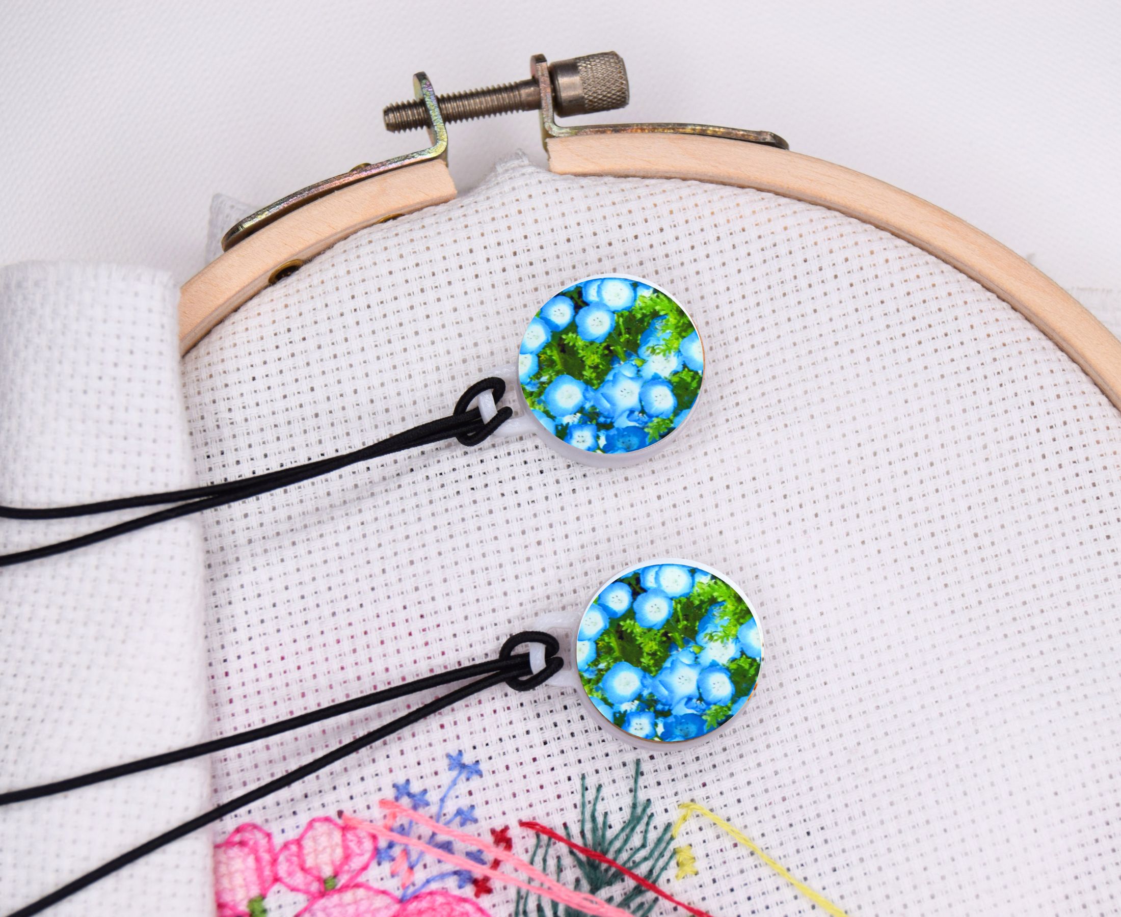 Flowers - Magnetic Fabric Keepers (2pcs)