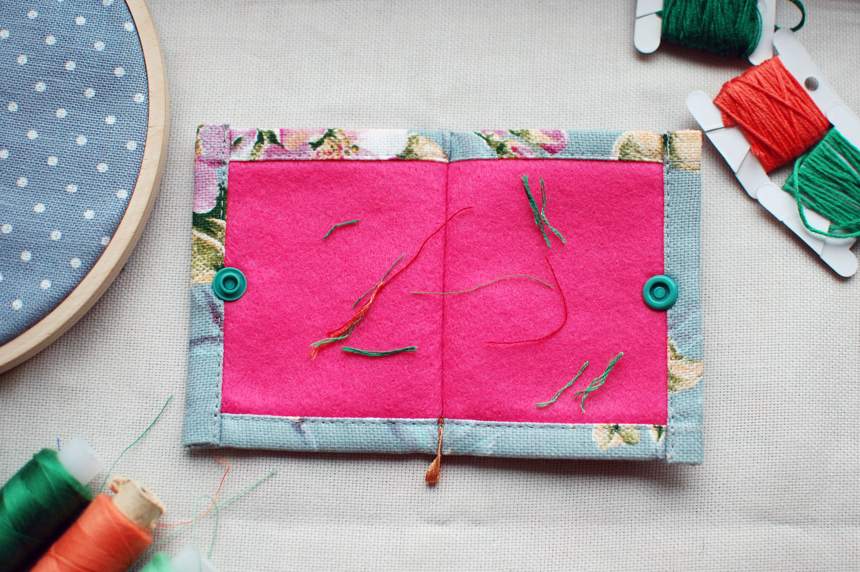 Pink Flower Thread Catcher