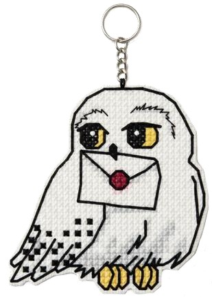Harry Potter Keychains - Platform 9 3/4 - Cross Stitch Kit, zoomed in. Select this picture to zoom back out.