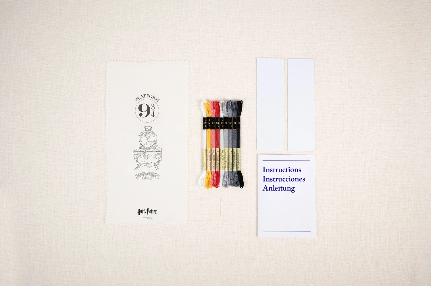 Harry Potter Bookmarks - Hogwarts Express - Embroidery Kit, different perspective #3, zoomed in. Select this picture to zoom back out.