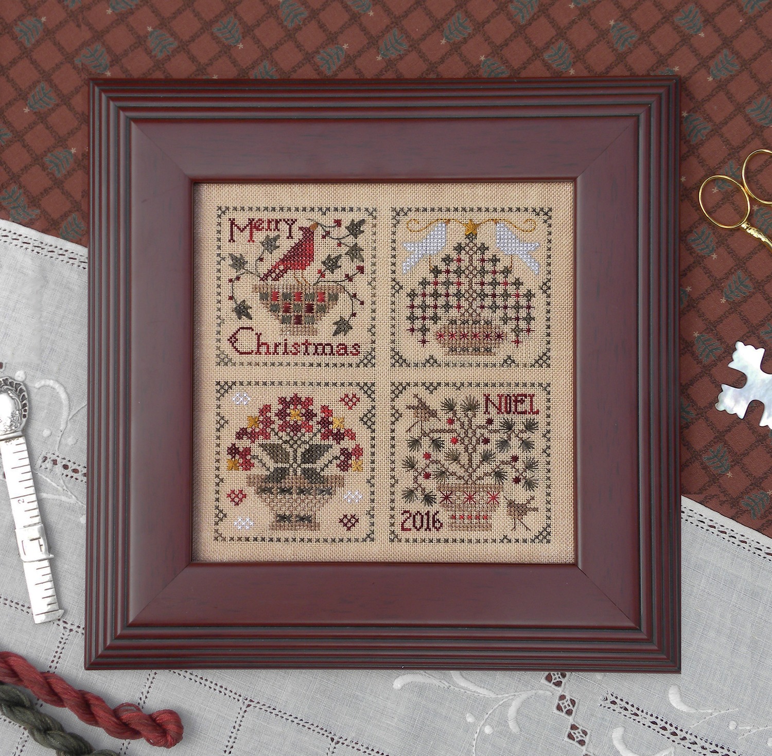Christmas Baskets - Cross Stitch Pattern