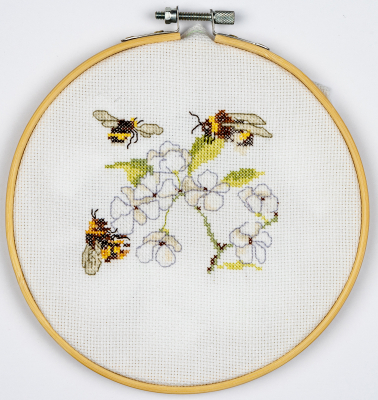 3 Bees and Blossom (Linen) - Cross Stitch Kit, zoomed in. Select this picture to zoom back out.