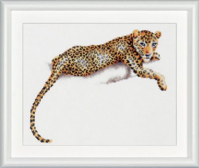 Safari Leopard (Linen) - Cross Stitch Kit