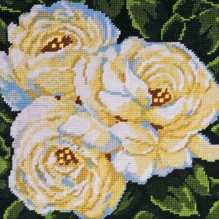 White Roses - Needlepoint Kit