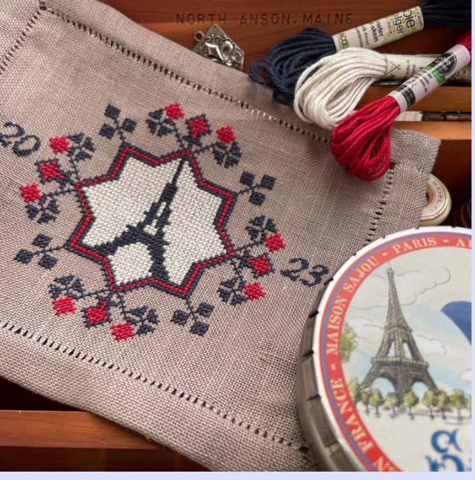 Le Tricolor - Cross Stitch Pattern