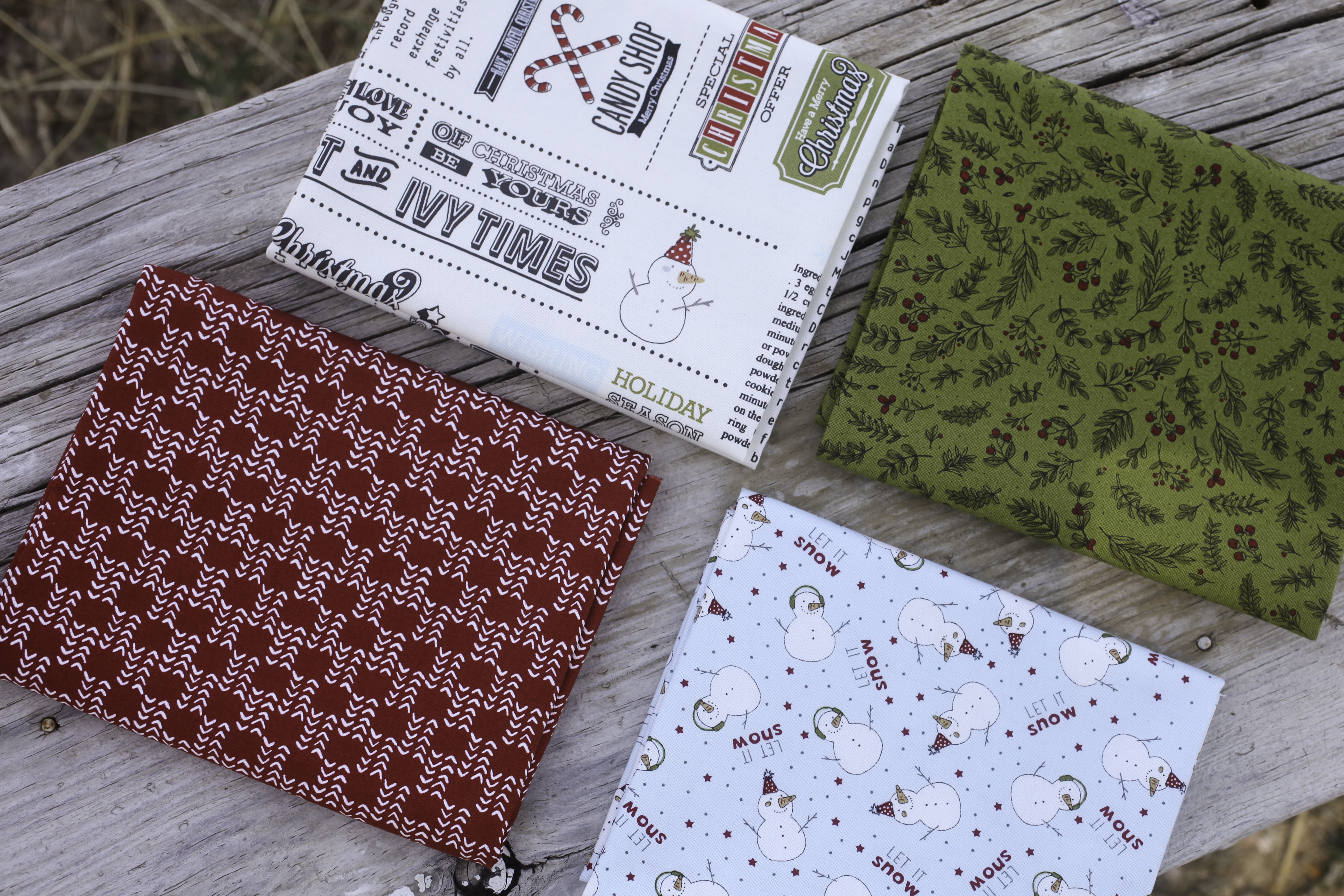 Emmitt and Ivy Ornament - Sky - Christmas Quilt Fabric