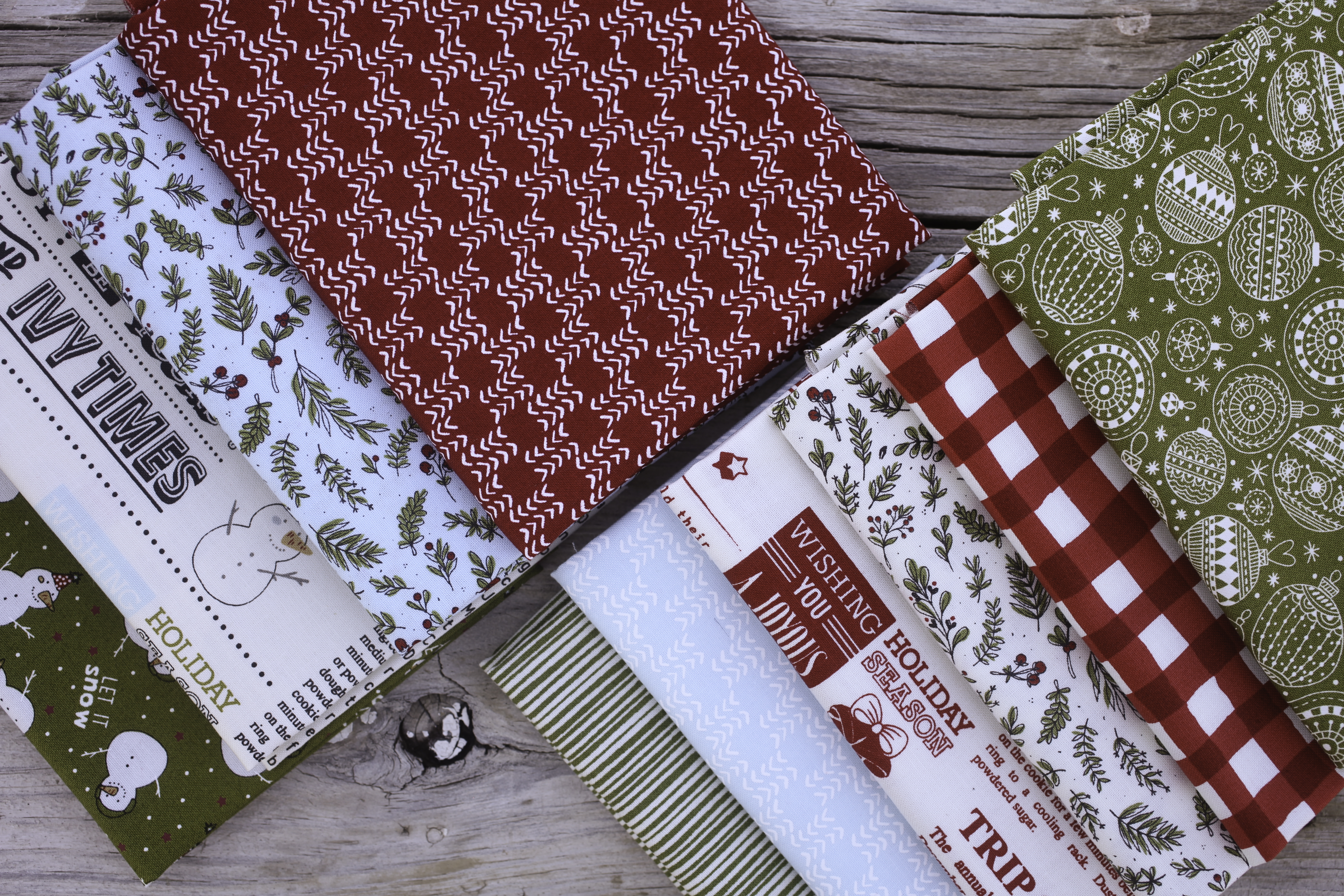Emmitt and Ivy Ornament - Sky - Christmas Quilt Fabric