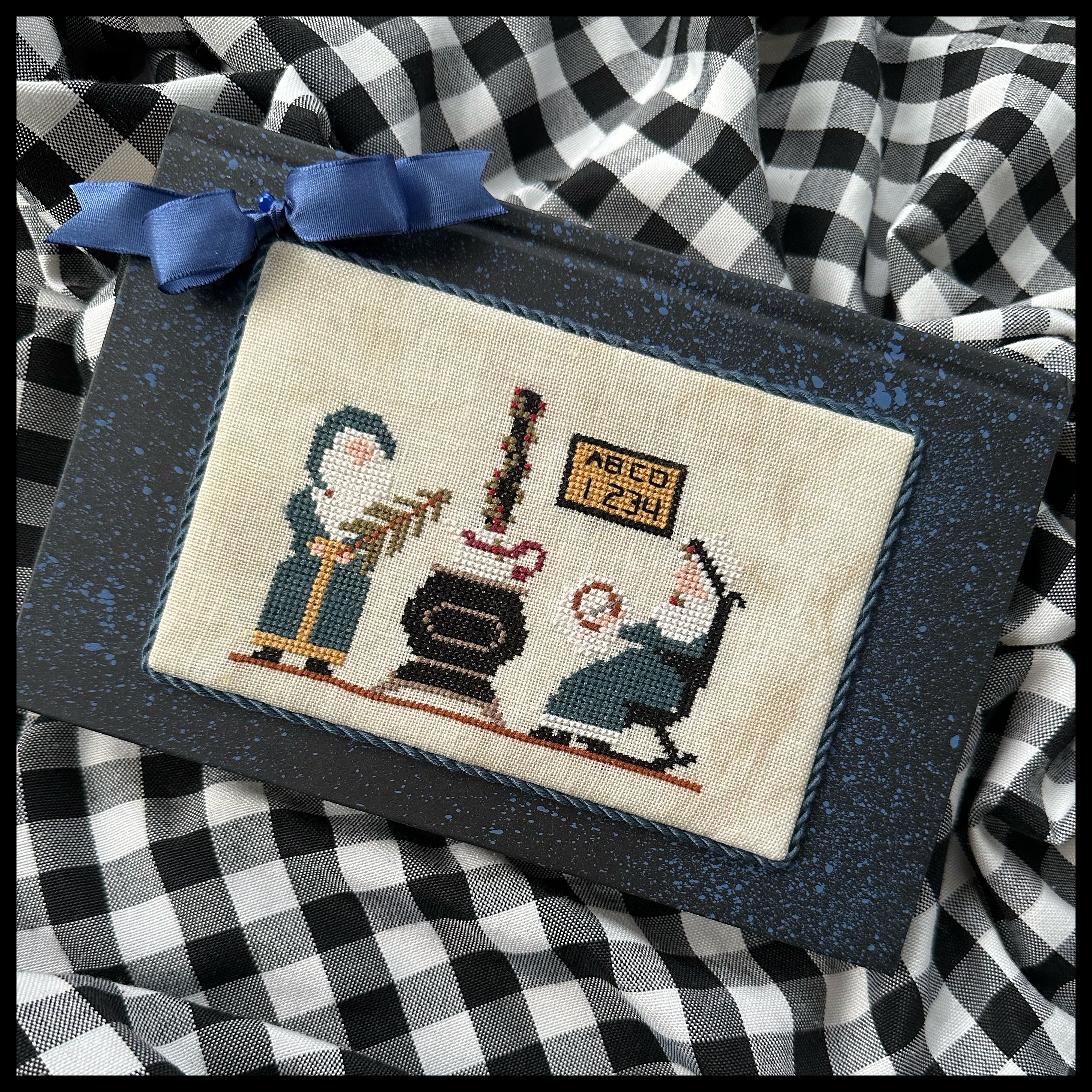 Quiet Christmas Moment - Cross Stitch Pattern 