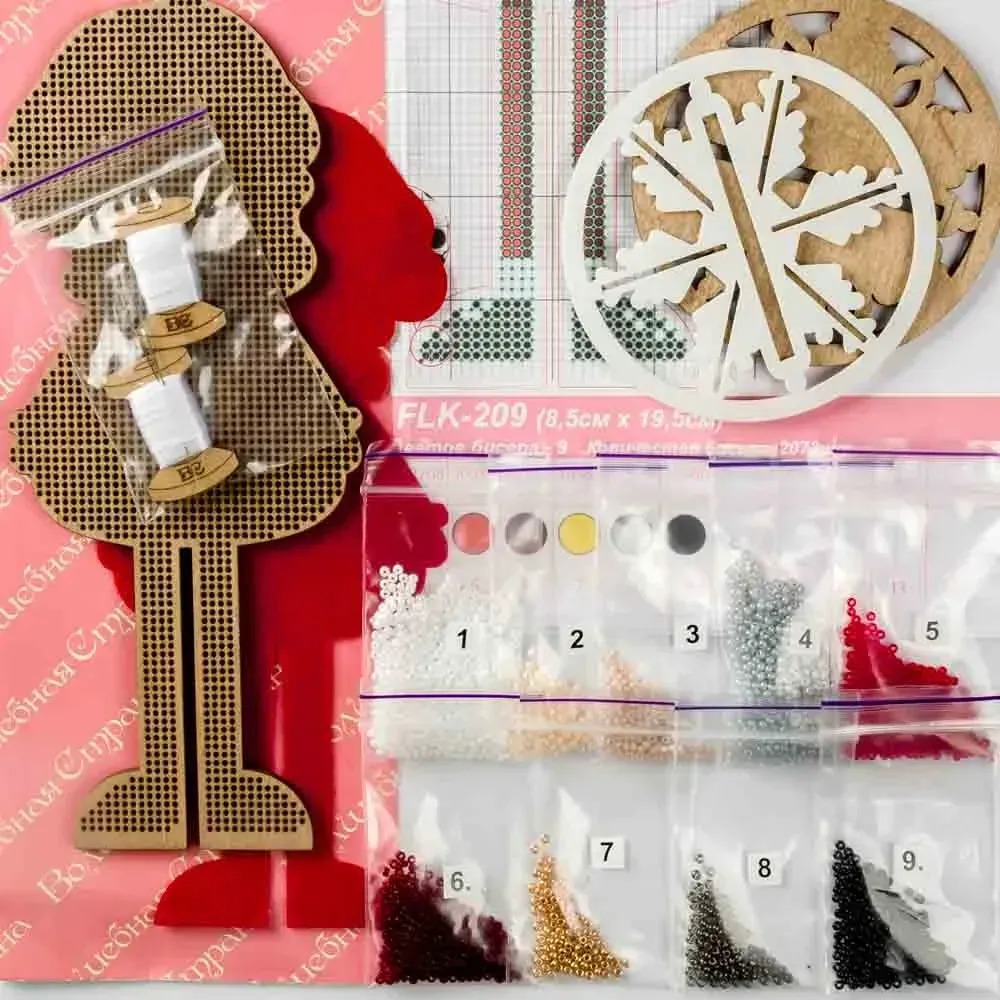 Santa Claus - Christmas Wooden Bead Kit, different perspective #2, zoomed in. Select this picture to zoom back out.