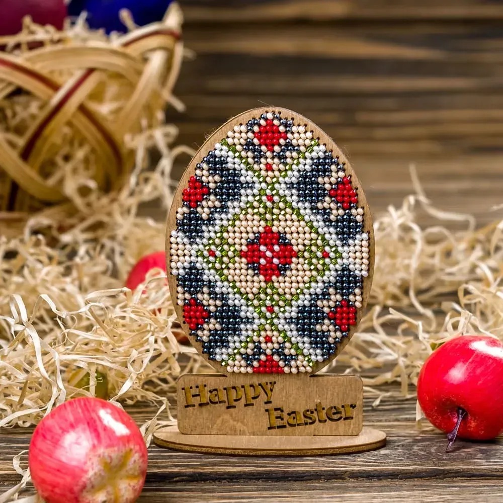 Easter Egg - Happy Easter Diamond - Wooden Bead Kit, zoomed in. Select this picture to zoom back out.
