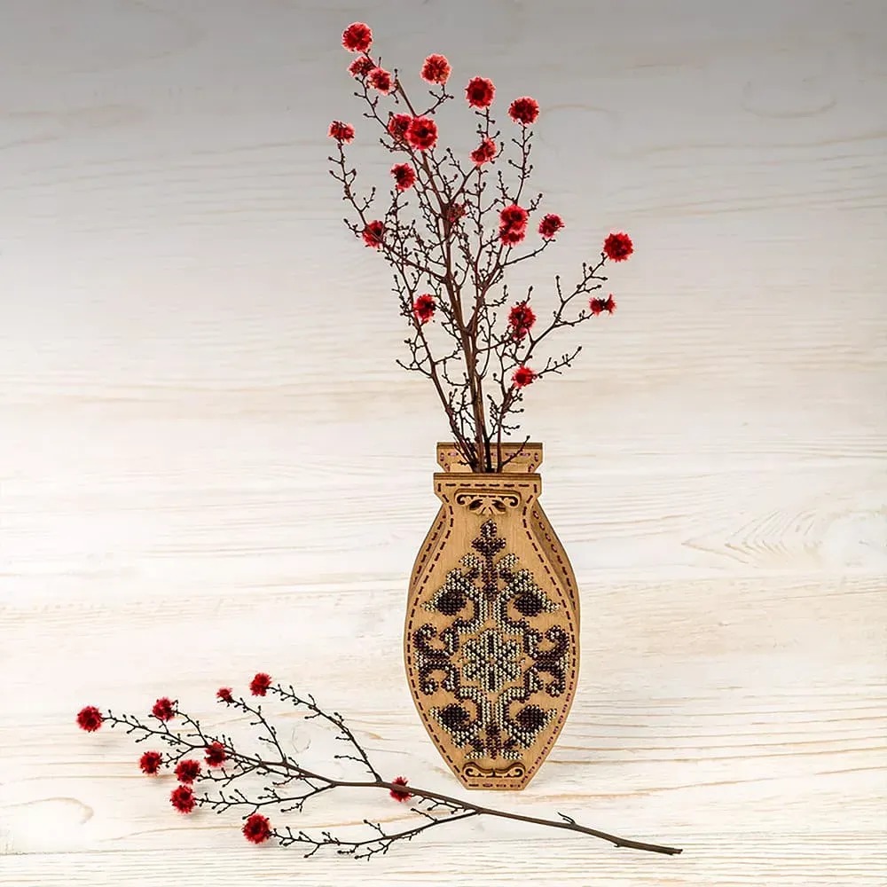 Secret Pattern - Double-Sided Vase Wooden Bead Kit, zoomed in. Select this picture to zoom back out.