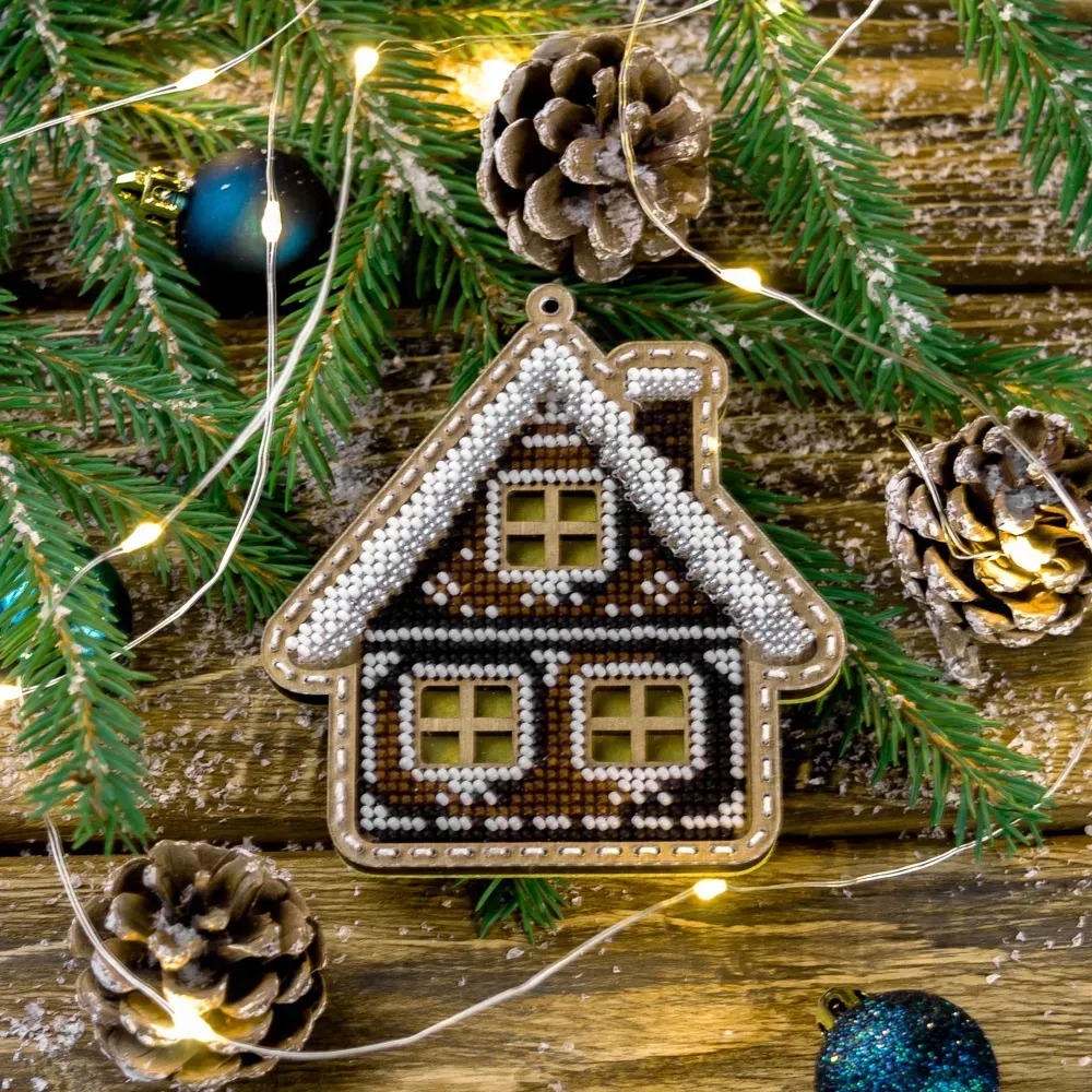 White Window House - Christmas Ornament Wooden Bead Kit, zoomed in. Select this picture to zoom back out.