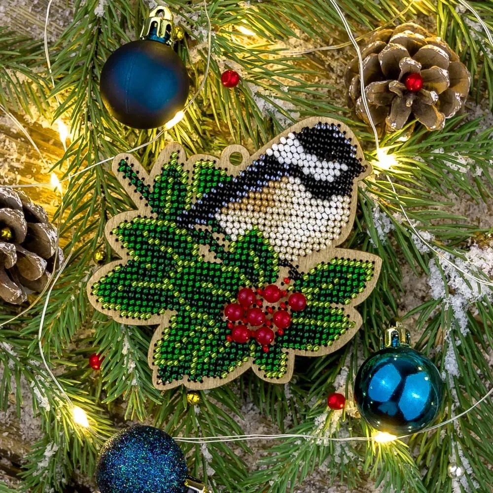 Titmouse On Holly - Christmas Ornament Wooden Bead Kit, zoomed in. Select this picture to zoom back out.