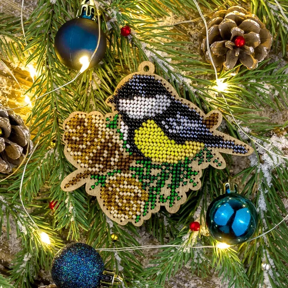 Titmouse On Pinecones - Christmas Ornament Wooden Bead Kit, zoomed in. Select this picture to zoom back out.