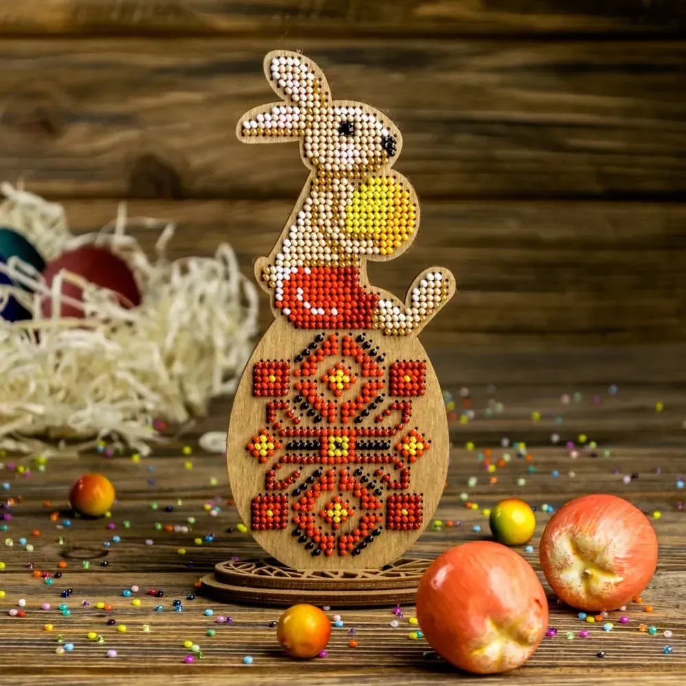 Bunny on Egg - Easter Ornament Wooden Bead Kit, zoomed in. Select this picture to zoom back out.