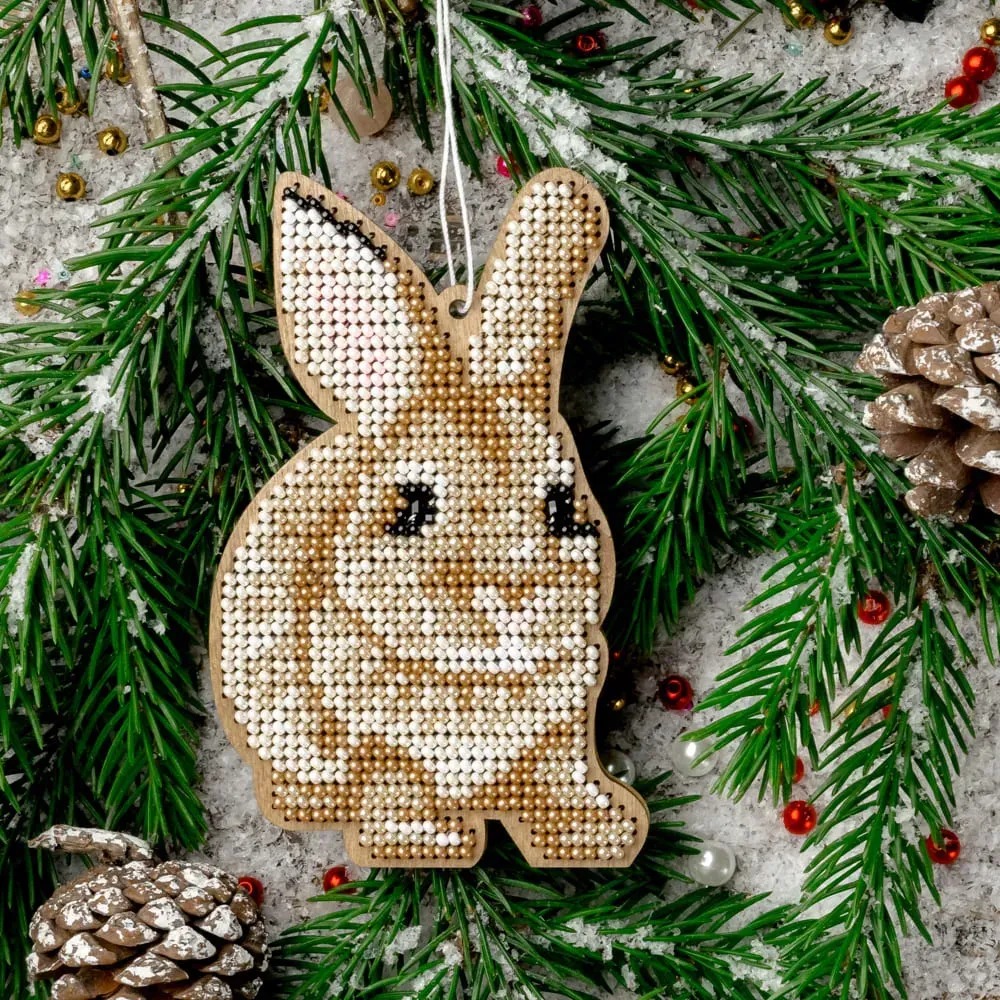 Golden Bunny - Christmas Ornament Wooden Bead Kit, zoomed in. Select this picture to zoom back out.