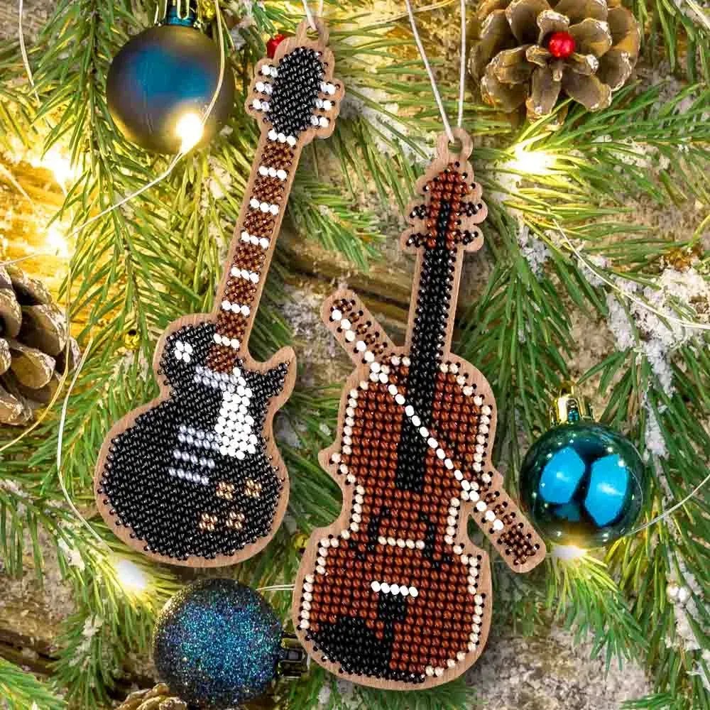Guitar and Violin - Christmas Ornament Wooden Bead Kit, zoomed in. Select this picture to zoom back out.