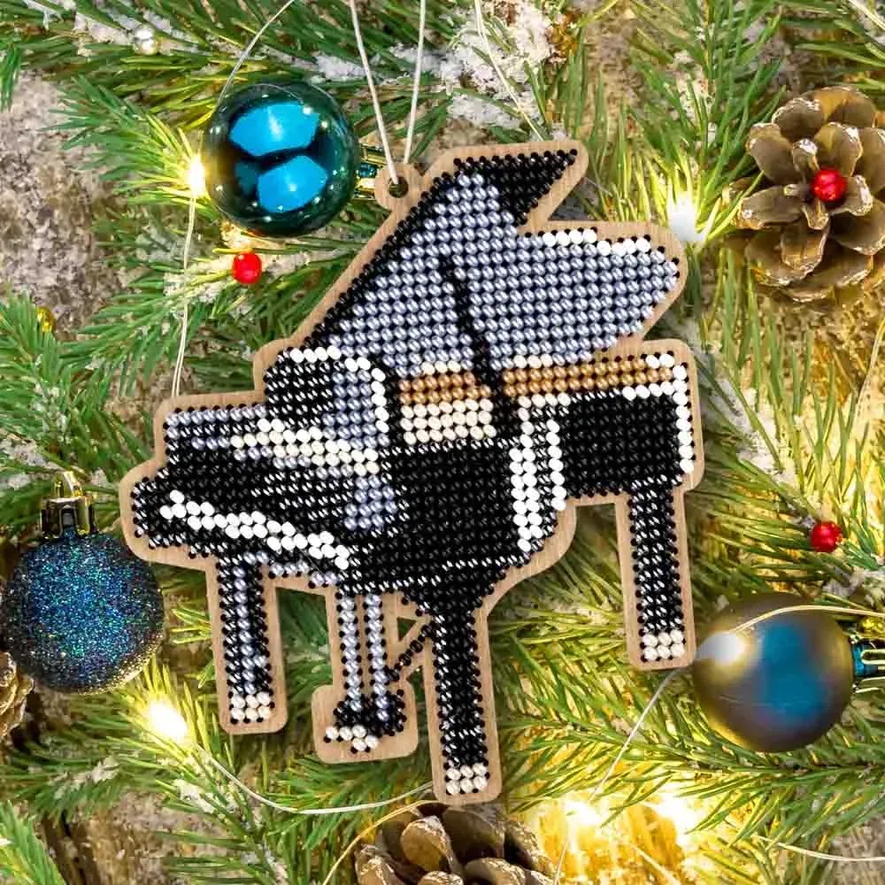 Grand Piano - Christmas Ornament Wooden Bead Kit, zoomed in. Select this picture to zoom back out.