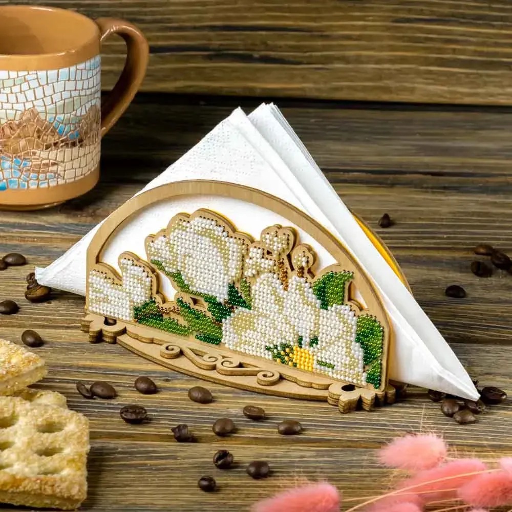 Napkin Holder - White Blossoms - Wooden Bead Kit, zoomed in. Select this picture to zoom back out.