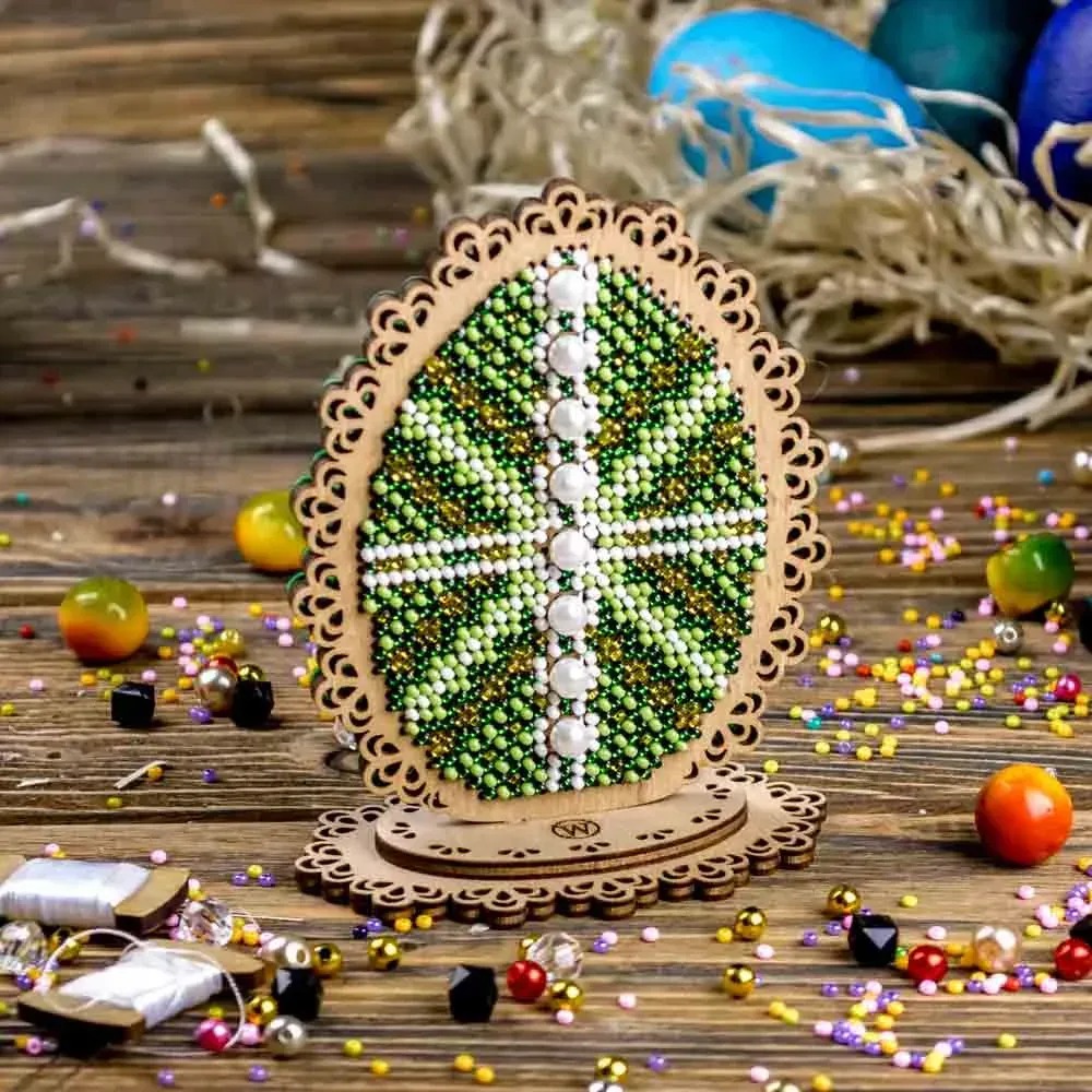 Easter Egg Emerald - Ornament Wooden Bead Kit, zoomed in. Select this picture to zoom back out.