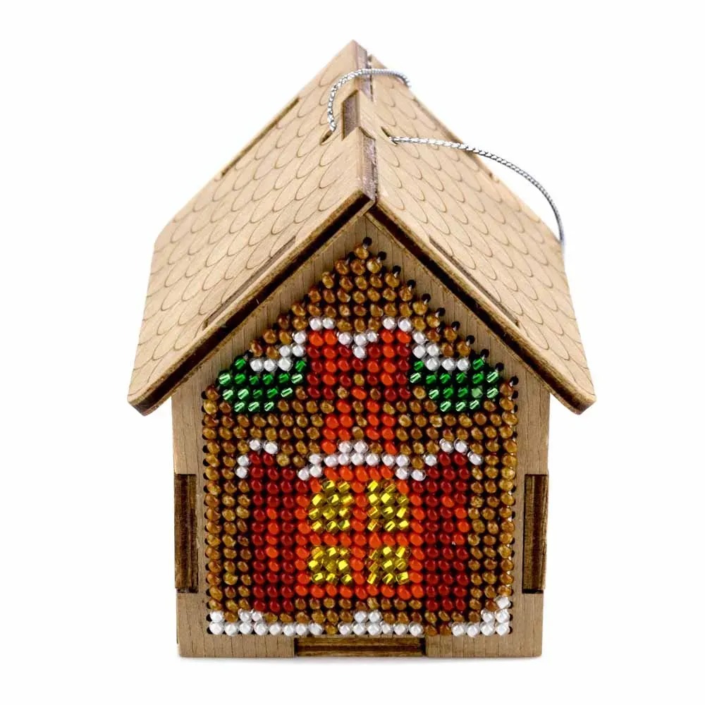 Festive House - Christmas Ornament Wooden Bead Kit, different perspective #1, zoomed in. Select this picture to zoom back out.