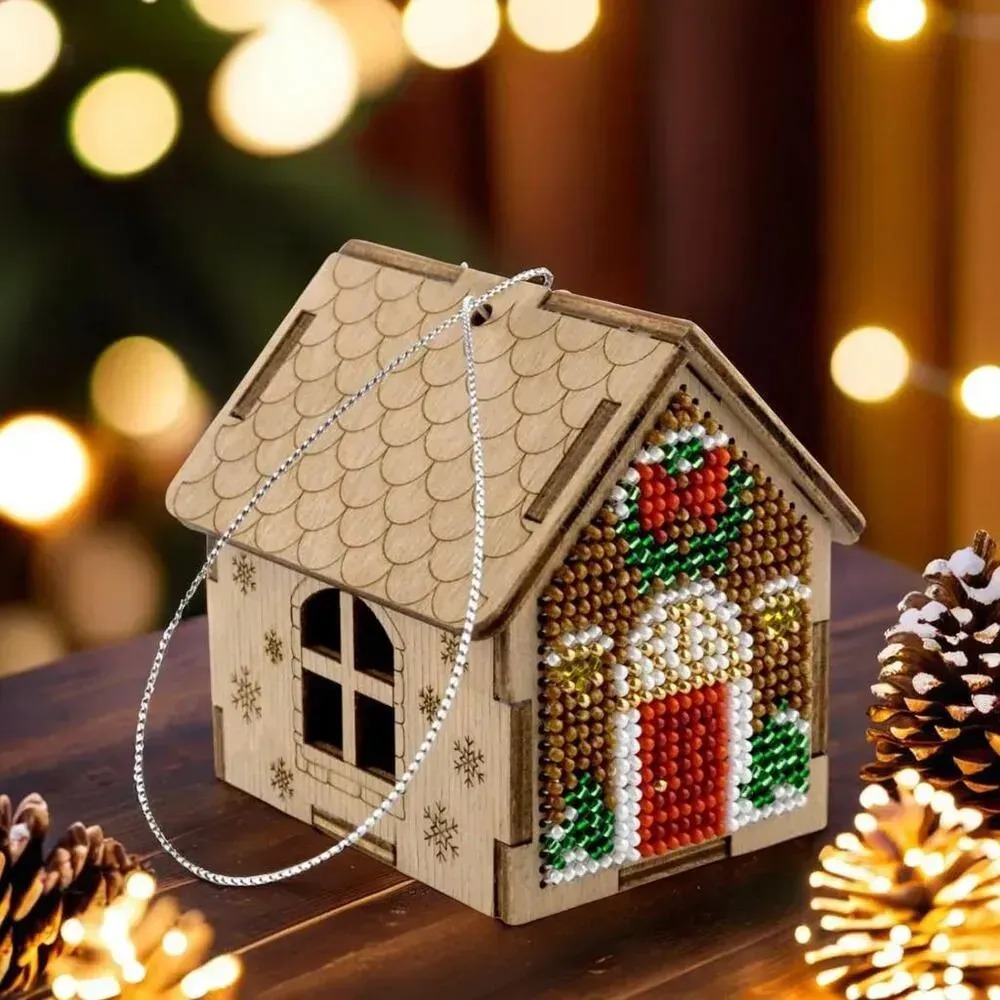 Festive House - Christmas Ornament Wooden Bead Kit, zoomed in. Select this picture to zoom back out.