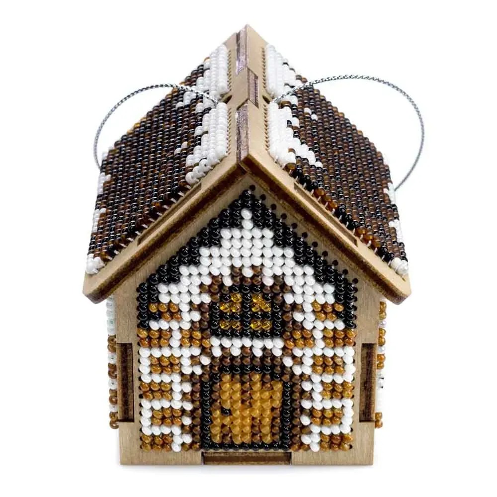 Winter House - Ornament Wooden Bead Kit, different perspective #2, zoomed in. Select this picture to zoom back out.