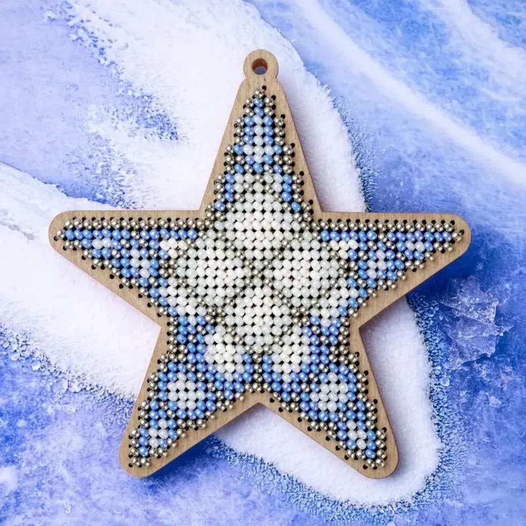 Stained Glass Star - Christmas Ornament Wooden Bead Kit, zoomed in. Select this picture to zoom back out.