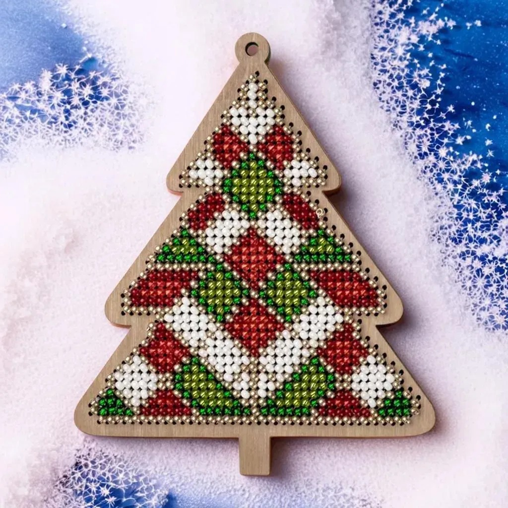Stained Glass Christmas Tree - Ornament Wooden Bead Kit, zoomed in. Select this picture to zoom back out.